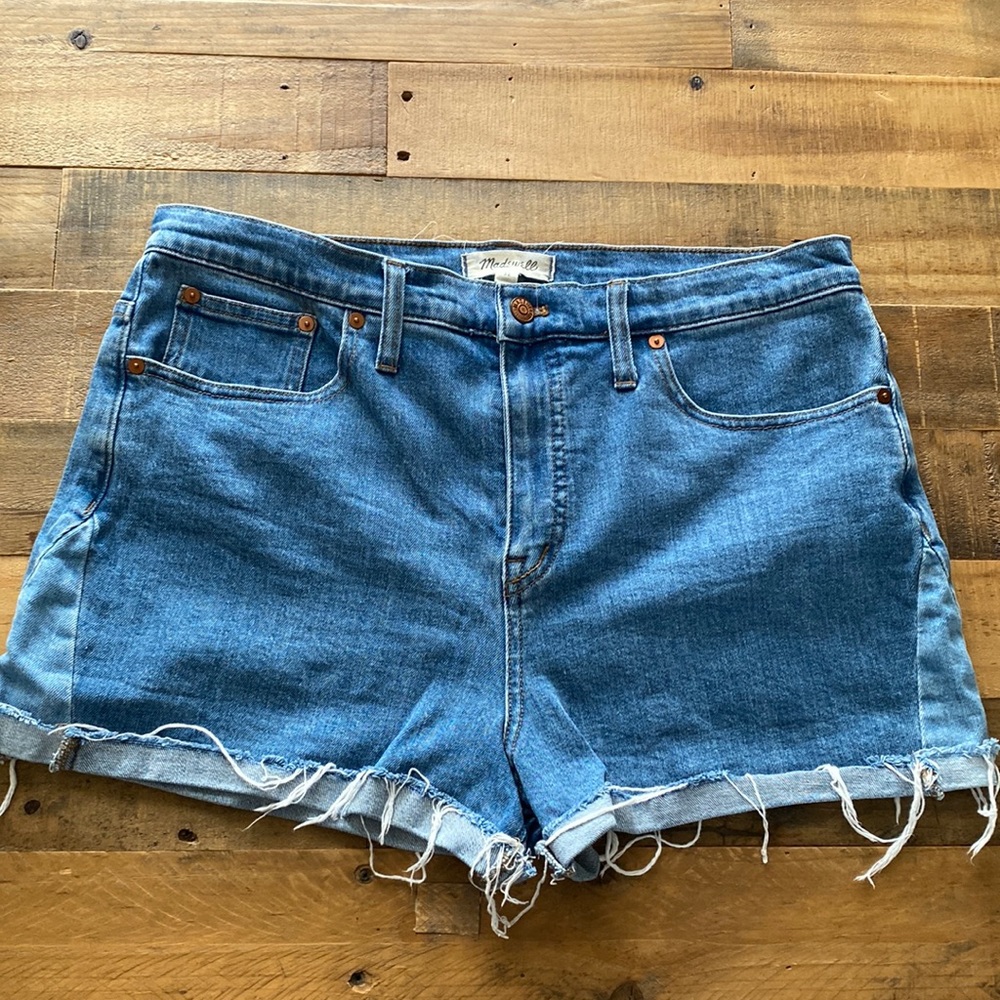 Madewell Jean Shorts Size 32